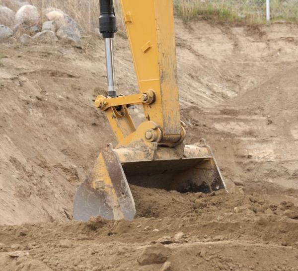 精雕機加工模擬的重要性、精雕機出現(xiàn)砸刀的原因分析、夾具的分類和工件安裝注意事項